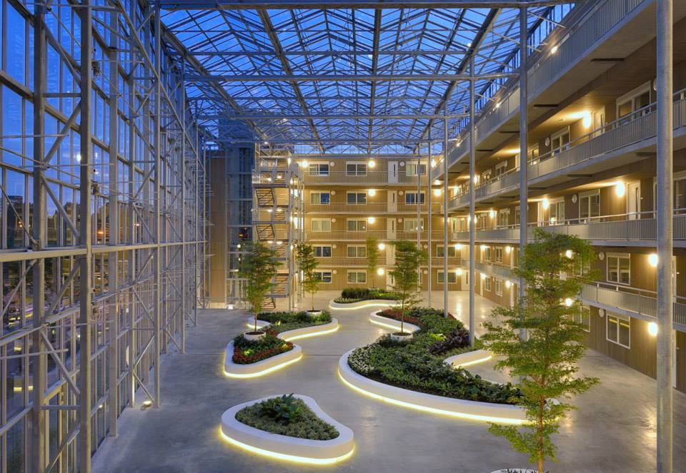 Het atrium - gemeenschappelijke binnentuin Futura