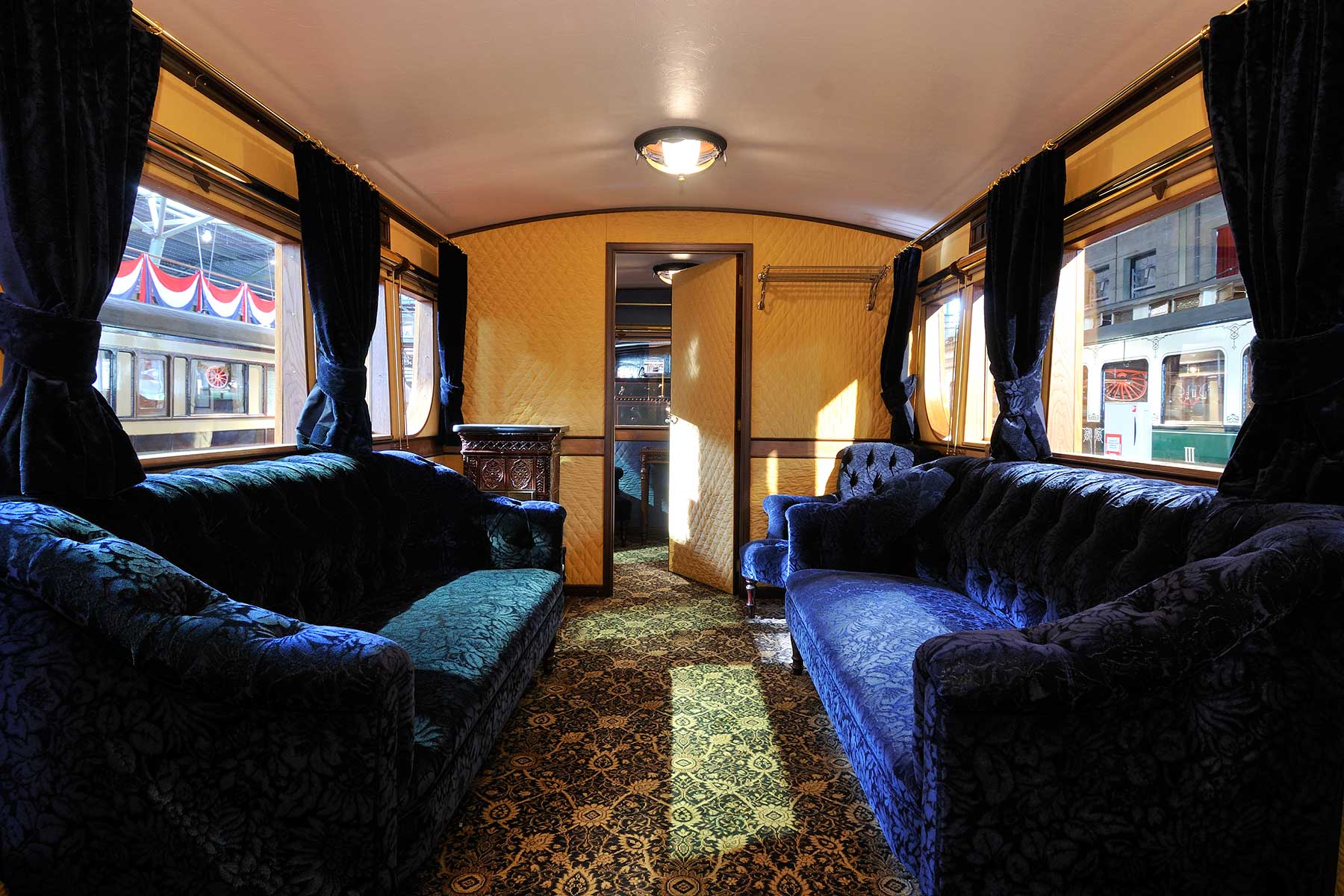 Replica Koninklijk Rijtuig Sr1 - Spoorwegmuseum