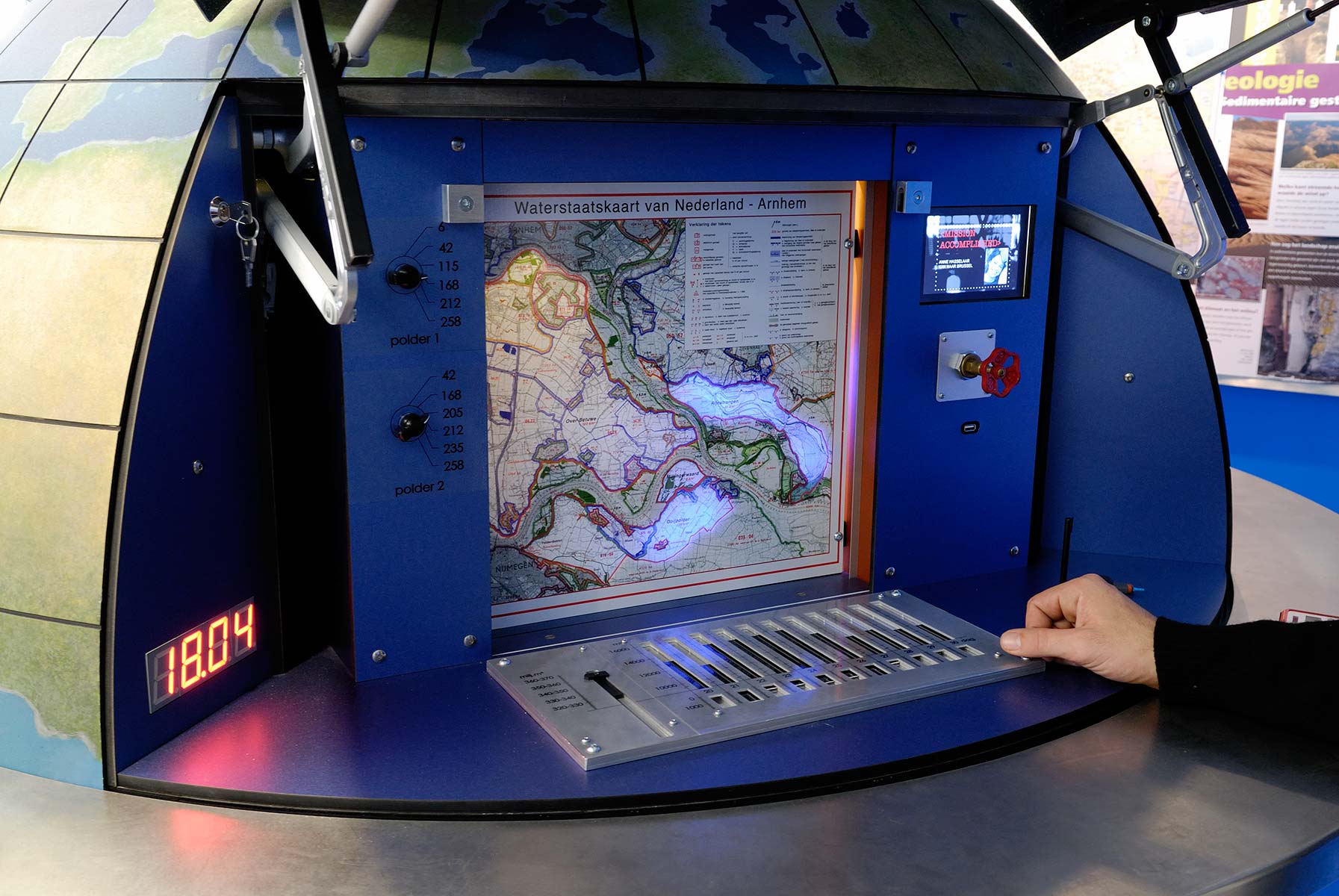 Geotruck - EarthQuest - Universiteit van Utrecht