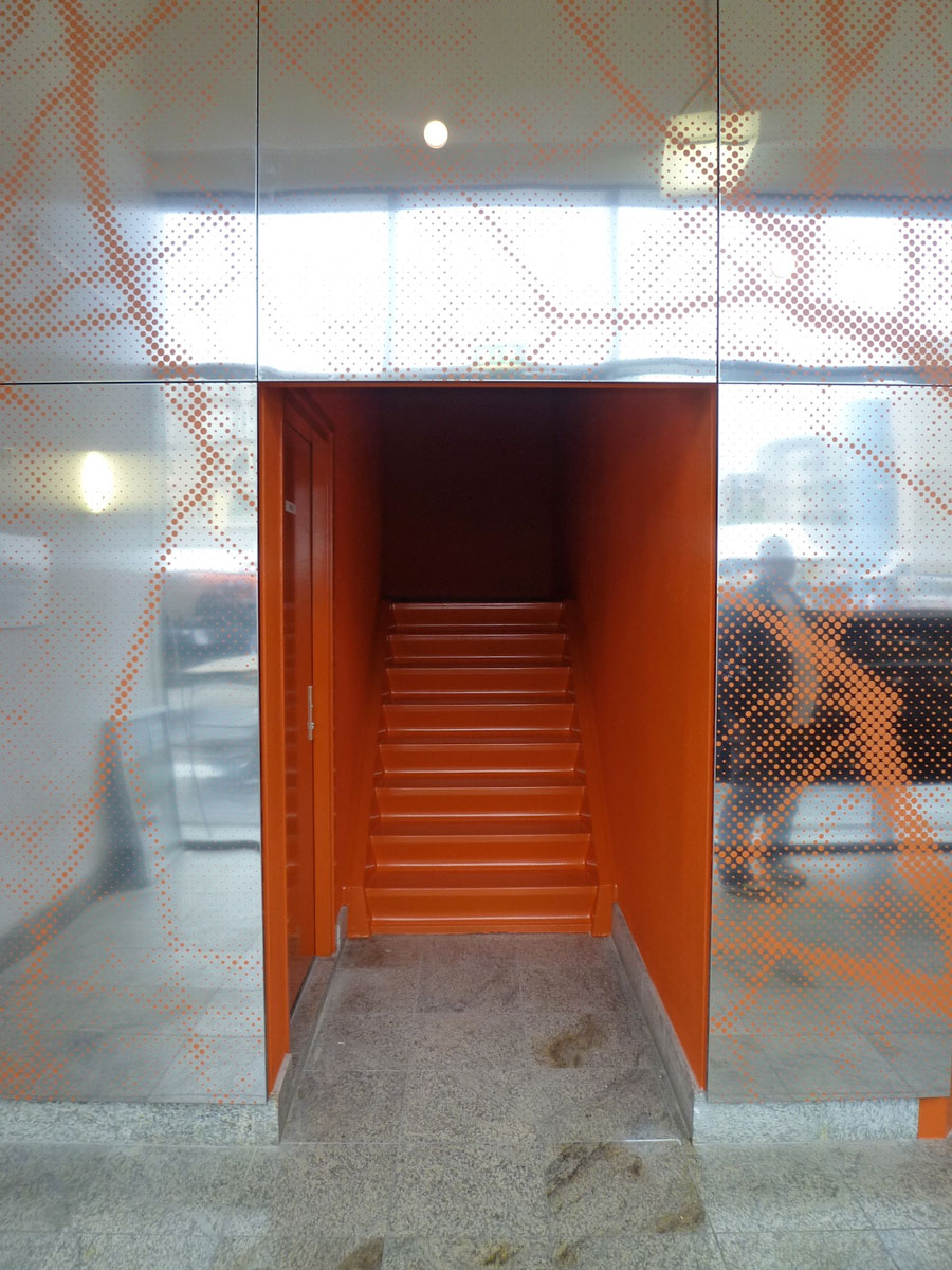 RVS wand met zeedruk, lampjes Modular Marty