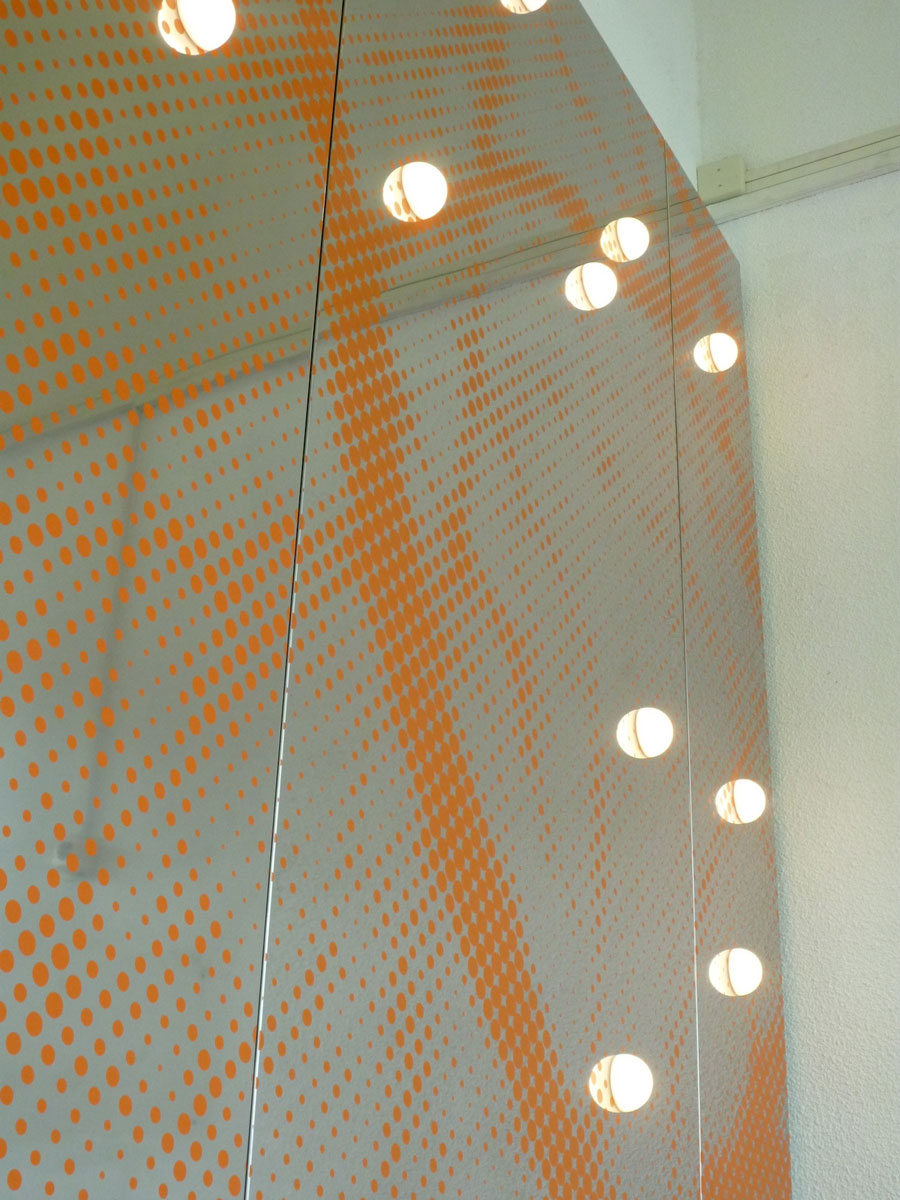 RVS wand met zeedruk, lampjes Modular Marty