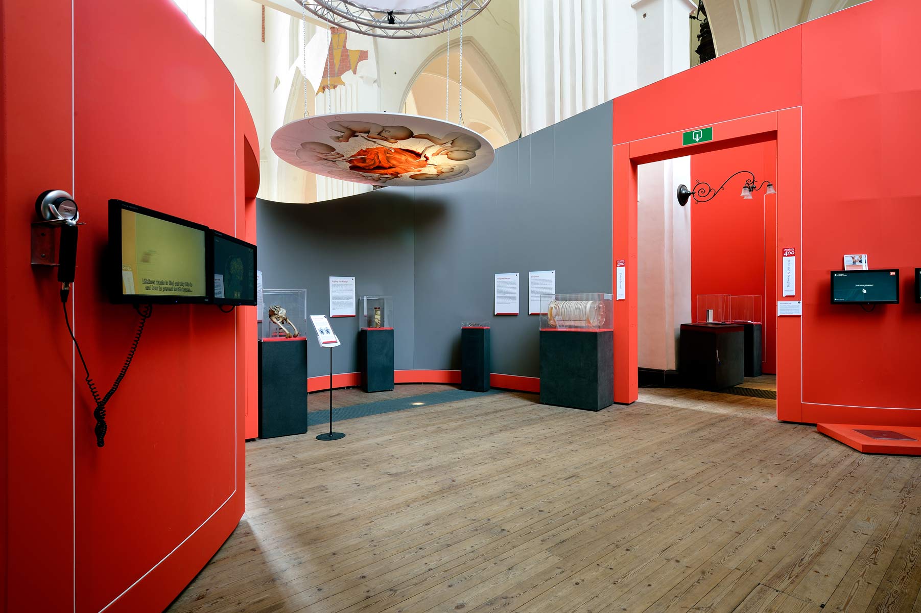 Tentoonstelling "400 jaar wetenschap" Universiteitsmuseum Groningen - AA Kerk Groningen