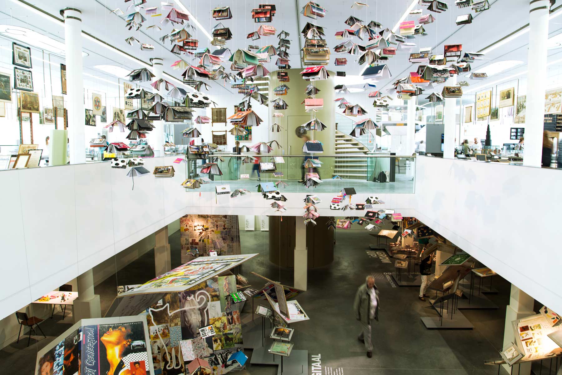 Tentoonstelling: Grow up - onderwijsmuseum Dordrecht