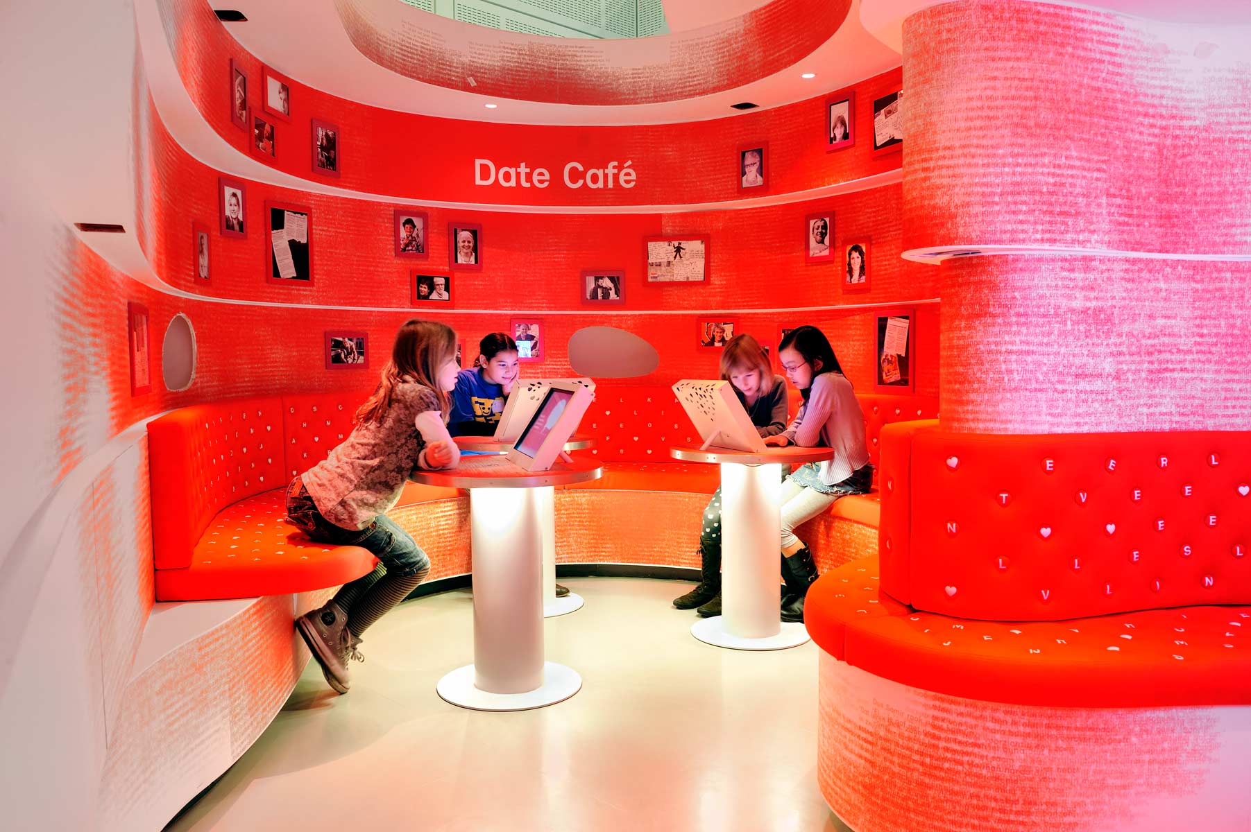 Papiria - Kinderboekenmuseum, Letterkundig Museum