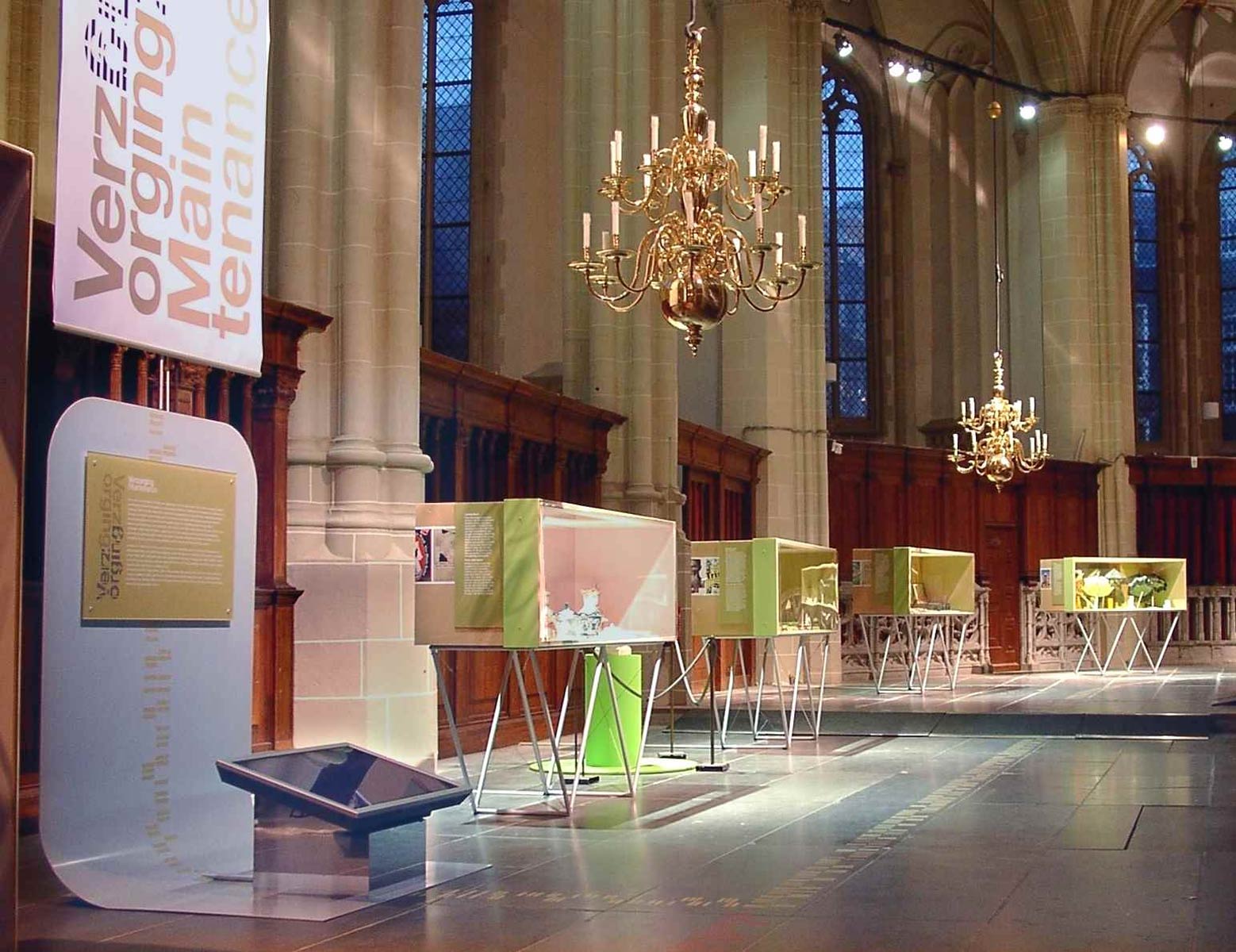 Tentoonstelling: Fashion DNA / 2006 / Ontwerp: Italo Rota